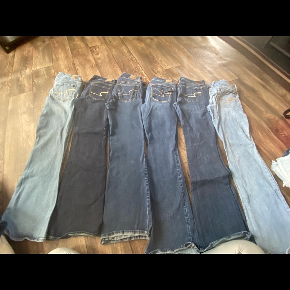 Women’s American eagle jeans